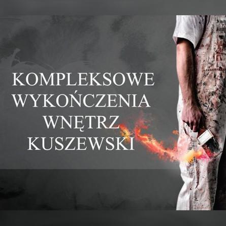 Grafika reklamowa przedstawiająca malarza w kombinezonie roboczym, trzymającego pędzel, z efektem wizualnym płomieni. Po lewej stronie widnieje napis 'Kompleksowe Wykończenia Wnętrz Kuszewski'.