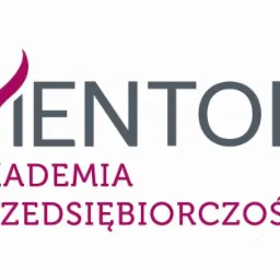 Szare logo 'Mentor' z purpurowym akcentem i tekstem 'Akademia Przedsiębiorczości' poniżej, na białym tle.