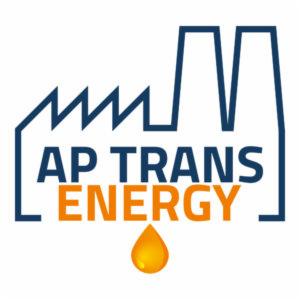 Logo firmy AP TRANS ENERGY z sylwetką fabryki w kolorze niebieskim i pomarańczowym napisem 'ENERGY' oraz kroplą cieczy w kolorze bursztynowym.