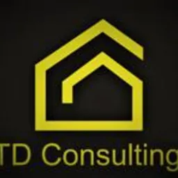 Żółte logo firmy TD Consulting przedstawiające uproszczony zarys domu na czarnym tle.