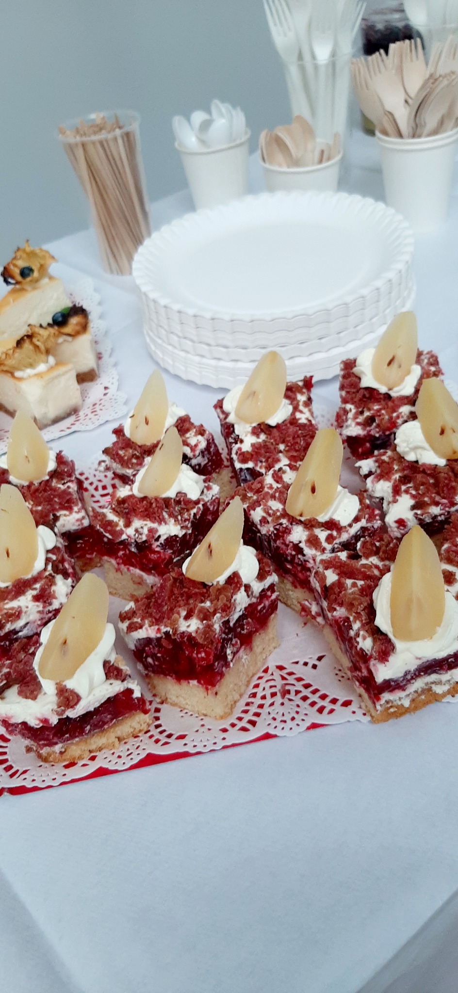 Malinowy raj z kruszonką malinową