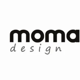 Logo firmy MOMA Design z czarnym napisem 'moma' nad szarym napisem 'design' na białym tle.