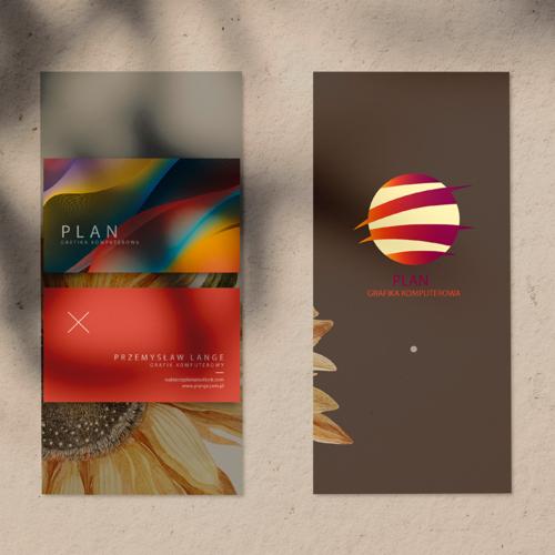 Dwie wizytówki firmy PLAN Grafika Komputerowa: jedna z abstrakcyjnym wzorem, druga z logo w formie planety i motywem słonecznika, na teksturowanym tle.