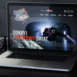 Dla Centrum Nurkowego Black Angel Divers ze Szczecina zaprojektowaliśmy i wdrożyliśmy stronę internetową, która oferuje wiele funkcjonalności. Na stronie zostały wdrożone m.in. blog, lista wydarzeń, a także kalkulator zużycia gazu w butli. Strona zos