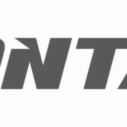 Logo firmy 'Montażnik' z czerwonym okręgiem zawierającym białą literę M zbudowaną ze schematu rusztowania.