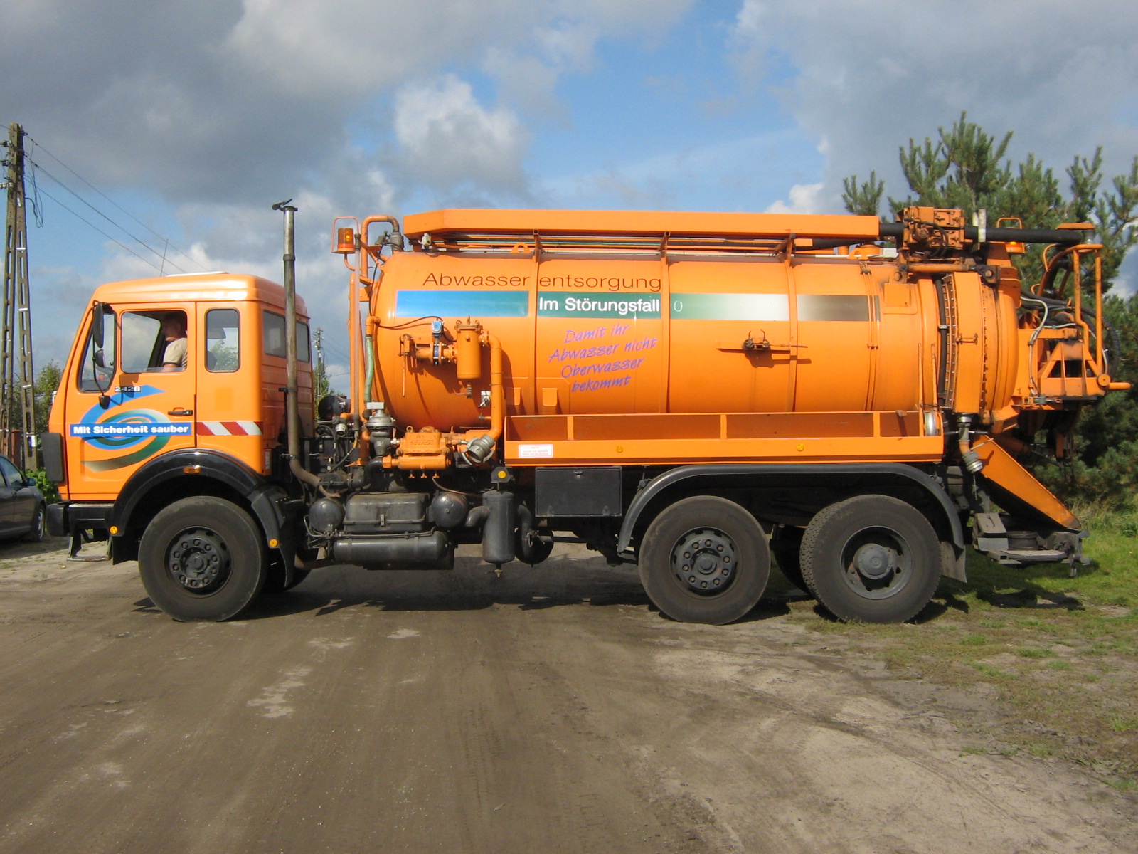 Czyszczenie i udrażnianie kanalizacji - PHU Sławomir Koperianow