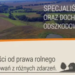 Grafika reklamowa kancelarii prawnej specjalizującej się w prawie rolnym i dochodzeniu odszkodowań, z widokiem na krajobraz rolniczy z polami i turbinami w tle oraz stylizowanym rysunkiem...