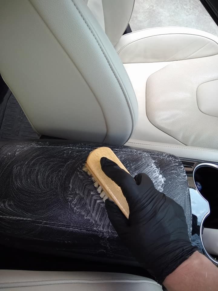 Czyścimy i impregnujemy skóry