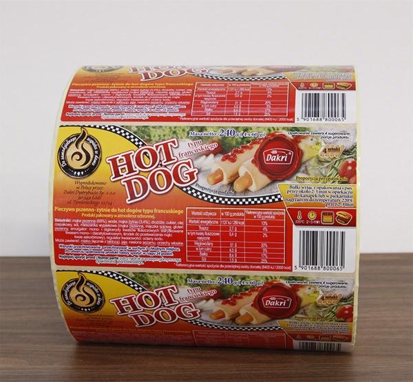 Etykiety samoprzylepne na roli