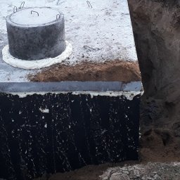Wykopy pod szamba, wstawianie studni chłonnych na instalację deszczową 