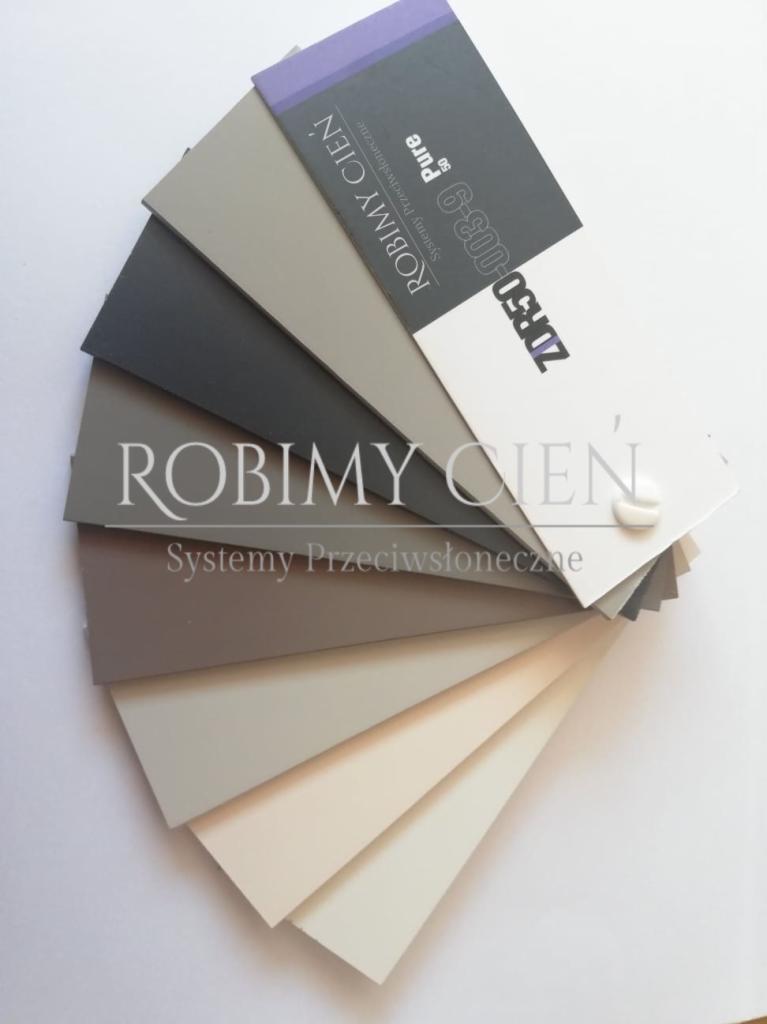 Paleta kolorów systemów przeciwsłonecznych firmy Robimy Cień, prezentująca odcienie szarości i beżu, z widocznym numerem ZDR50-003-9 na jednej z próbek.
