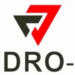 Logo firmy HYDRO-MJ z czarno-czerwonym znakiem graficznym przypominającym strzałkę w górę, na białym tle.