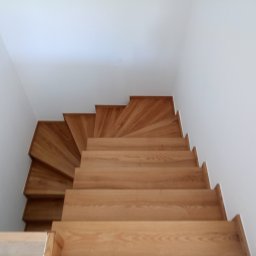 Bau-Service - Doskonałej Jakości Schody Drewniane Biłgoraj