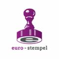 Fioletowy stempel z napisem euro-stempel na białym tle.