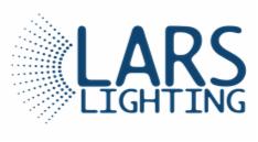 Niebieskie logo firmy Lars Lighting z dekoracyjnym elementem graficznym po lewej stronie, składającym się z kropek ułożonych w kształt rozchodzących się promieni.