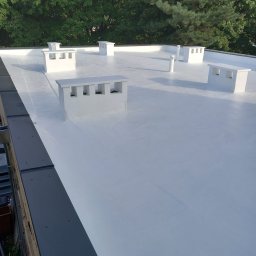 Renowacja dachu papowego przy zastosowaniu płynnej membrany