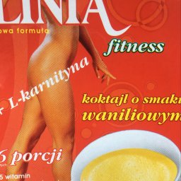 Okęcie air invest sp z oo - Opakowanie produktu wspomagającego odchudzanie z koktajlem waniliowym i L-karnityną, na czerwonym tle z wizerunkiem częściowo nagiej kobiety.