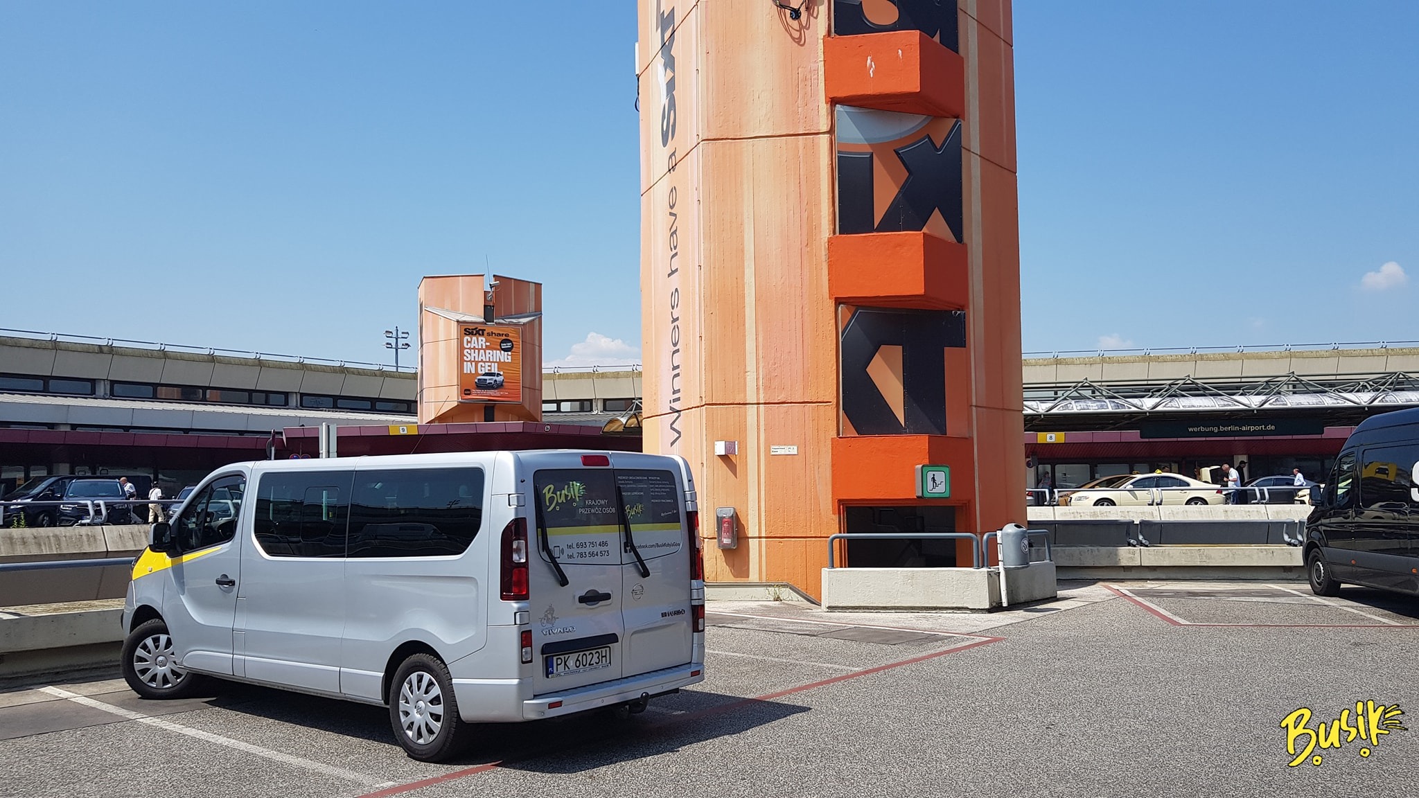 Berlin - Transport na lotnisko z odbiorem po 8 dniach.