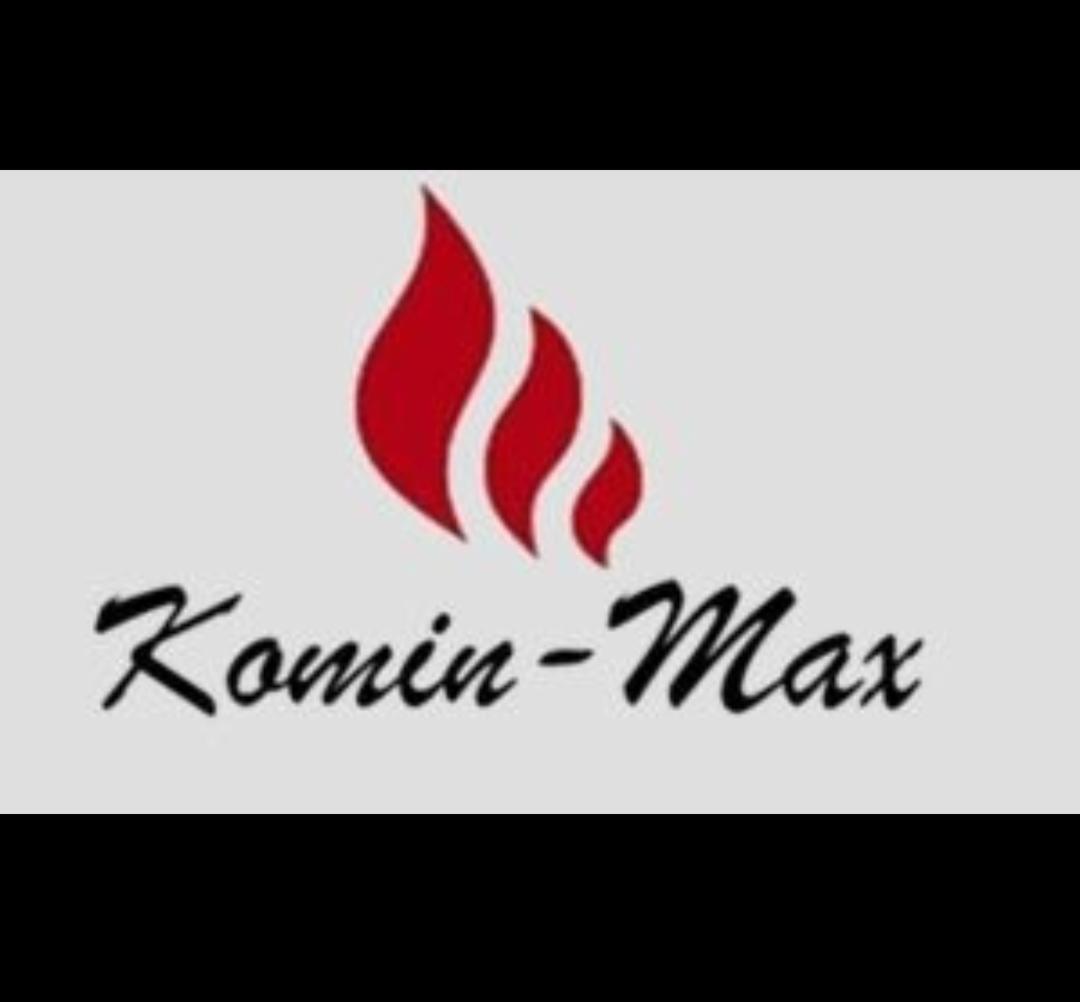 Logo firmy Komin-Max z stylizowanym motywem płomieni w kolorze czerwonym nad czarnym napisem.