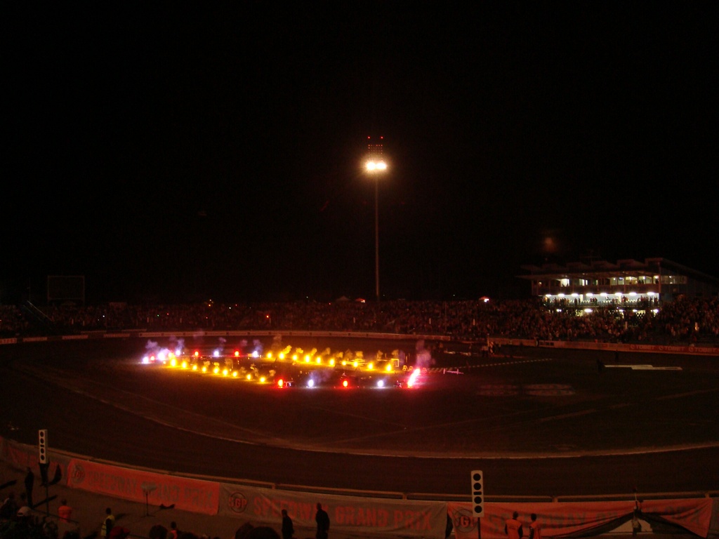 Profesjonalne Pokazy Pirotechniczne Wykonywane na Terenie Całego Kraju