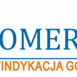 Logo firmy z motywem żaglówki w kolorach żółtym, pomarańczowym i niebieskim, nazwa firmy 'POMERANIA' w kolorze niebieskim, a pod spodem napis 'POMORSKA WINDYKACJA GOSPODARCZA' w kolorze pomarańczowym.