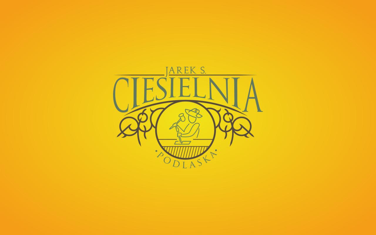 Logo firmy ciesielskiej 'Jarek S. Ciesielnia Podlaska' na żółtym tle, przedstawiające sylwetkę cieśli pracującego z młotkiem.