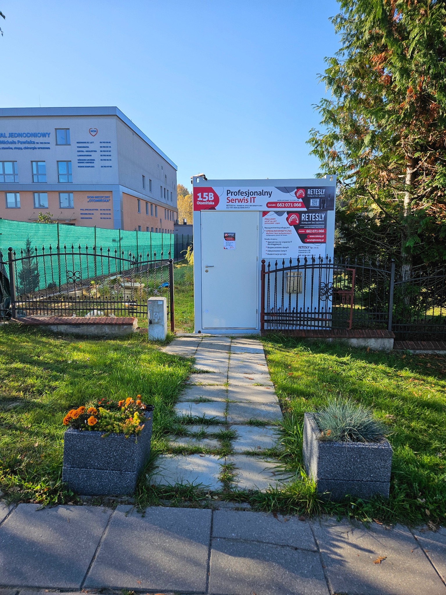 Zapraszamy do Biura przy ulicy Otomińskiej 15B koło szpitala jednodniowego.