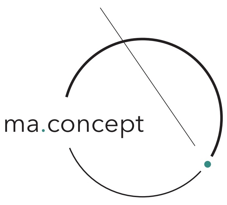 Minimalistyczne logo 'ma.concept' z okręgiem przeciętym linią, akcentowane turkusową kropką. Prosta, nowoczesna grafika w odcieniach bieli i czerni.