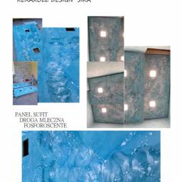 resinart - Prezentacja dekoracyjnych paneli ściennych i sufitowych z efektem fosforescencyjnej drogi mlecznej, wykonanych z żywicy, z widocznym fragmentem montażu i oświetleniem punktowym.