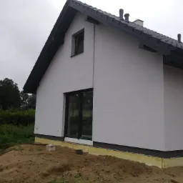 Elewacja, tynk mozaikowy + podbitka