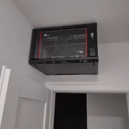 Szafa Rack czyli ( Rtv-Sat, internet , Kamery razem w jednym miejscu!!