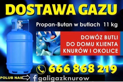 Niebieska butla z propan-butanem na tle płomieni, z informacją o dostawie do domu klienta w Knurowie i okolicy oraz numerem telefonu.