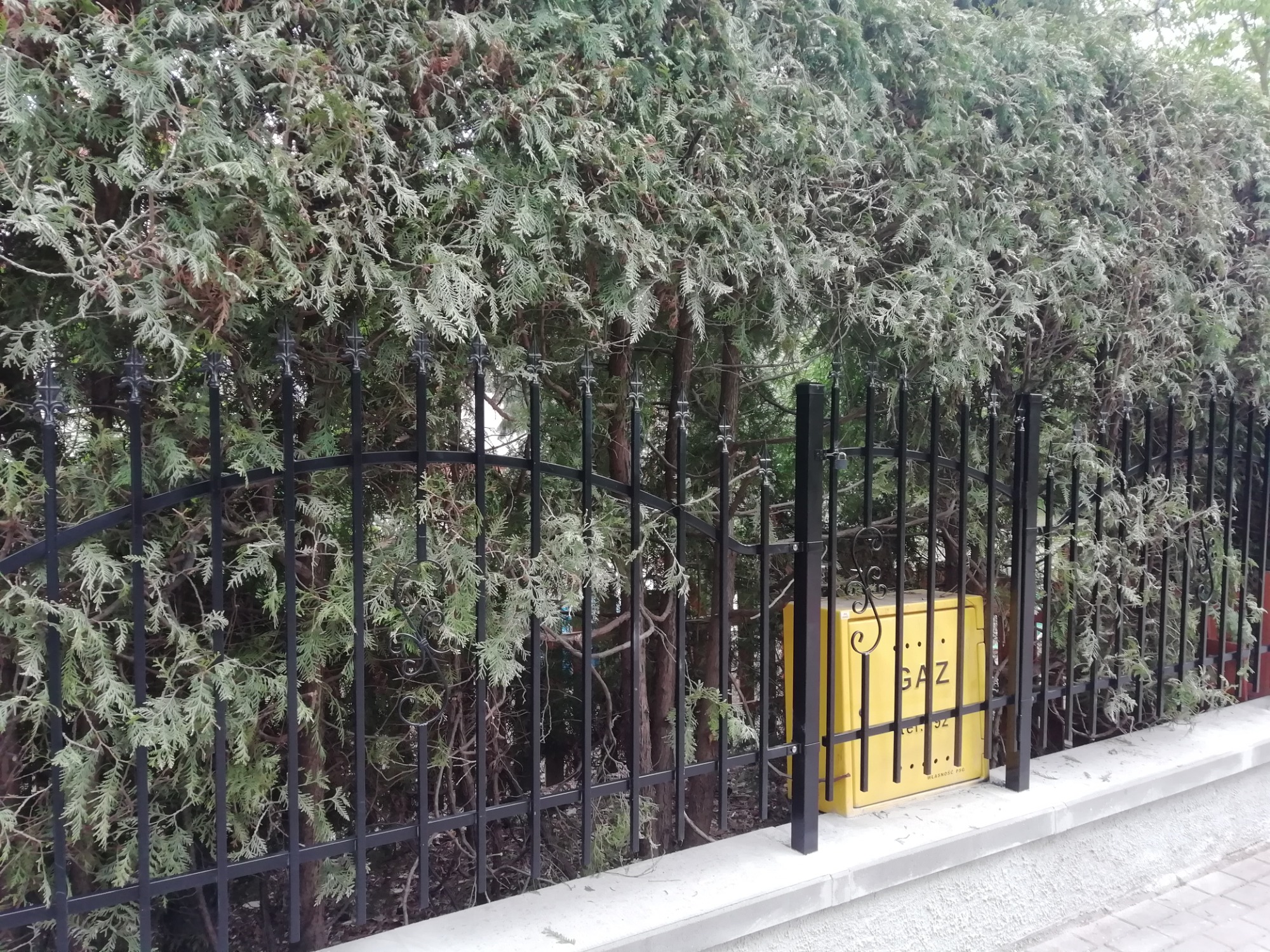 Obrobka skrzynki gazowej, zamyka się na kłódke