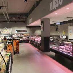 Oświetlenie stoisko mięsne