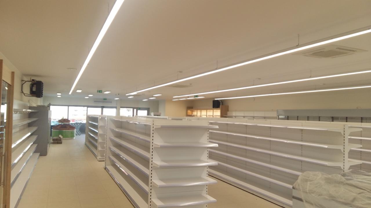 Realizacja projektu oświetlenia - sklep spożywczy Społem.