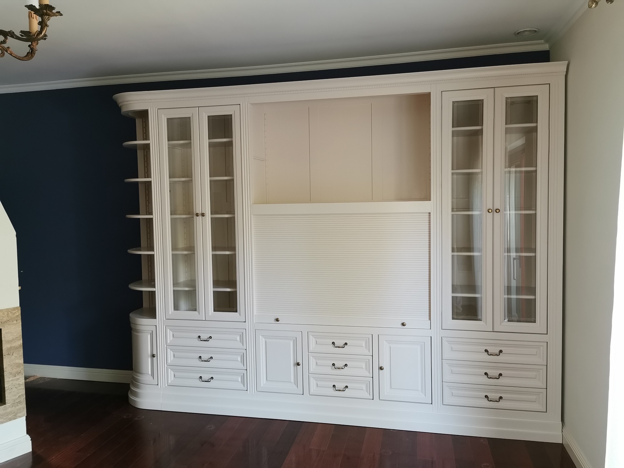 zabudowa pod telewizor