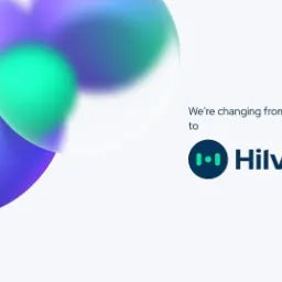 Grafika przedstawia zmianę logo firmy z Cary One na Hilvec, z abstrakcyjnym tłem w odcieniach fioletu i zieleni.