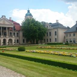 Współpraca przy rewaloryzacji zabytków - Zespół Pałacowo-Parkowy w Kozłowce
