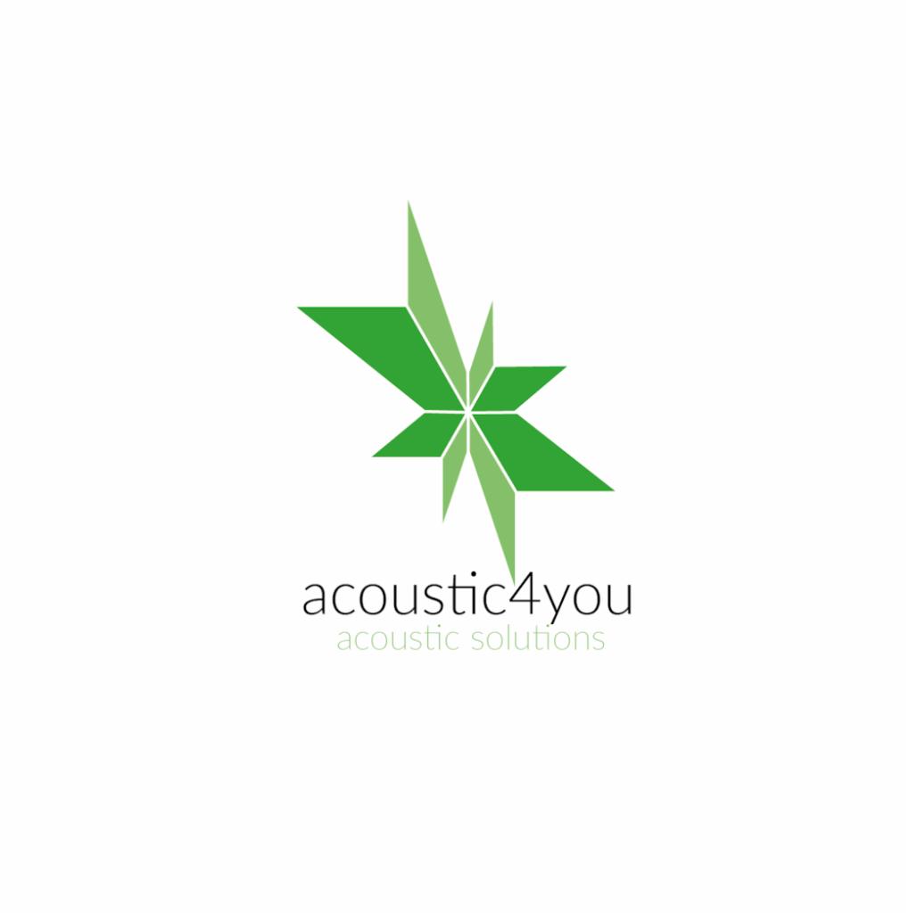 Logo firmy Acoustic4you z abstrakcyjnym, zielonym symbolem przypominającym gwiazdę lub kwiat, poniżej nazwa firmy i slogan 'acoustic solutions'.