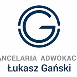 Logo kancelarii adwokackiej Łukasz Gański z niebieskim symbolem G w podwójnym okręgu.