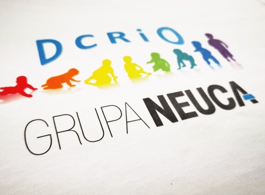 Nadruk na koszulkach dla Grupy Neuca