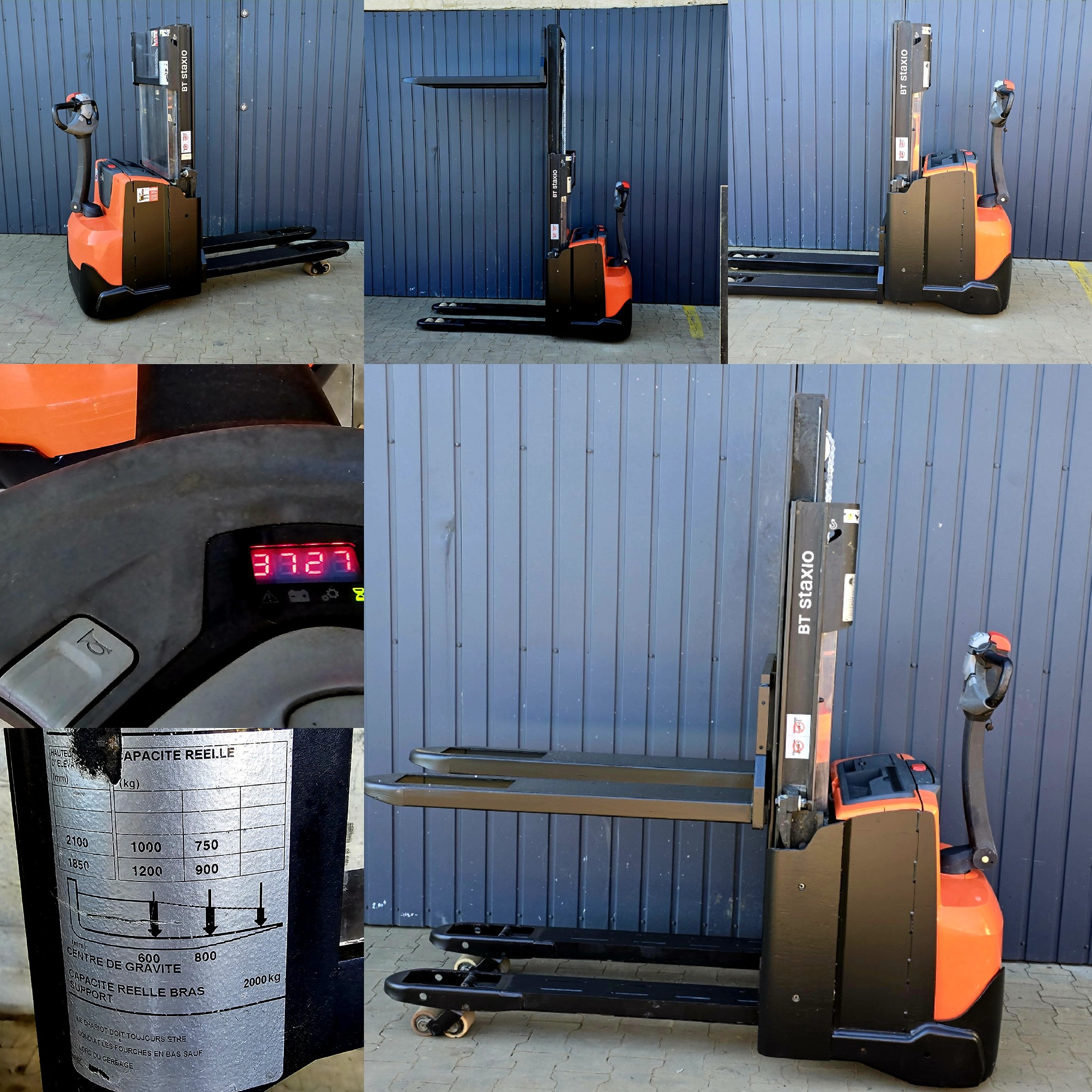 Kompozycja kilku ujęć nowego wózka paletowego elektrycznego BT Staxio, prezentująca detale takie jak panel sterowania z wyświetlaczem, tabliczkę znamionową z parametrami udźwigu oraz widły, na tle...