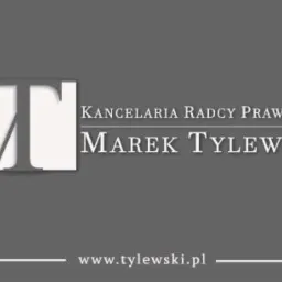 Logo kancelarii radcy prawnego Marka Tylewskiego na szarym tle, z inicjałami MT w kwadracie i adresem strony internetowej.