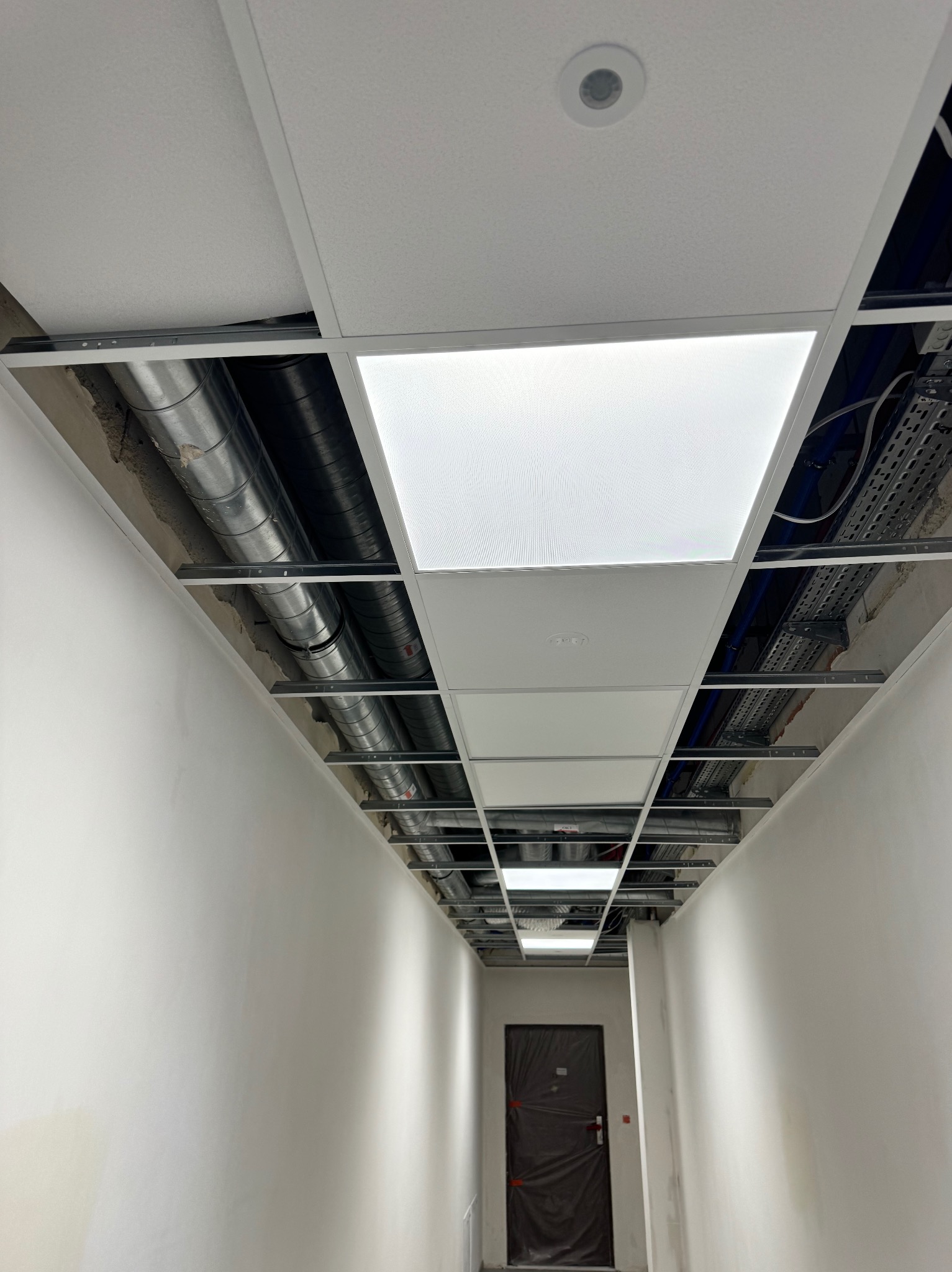 Instalacja wentylacji Ozarow faktoria