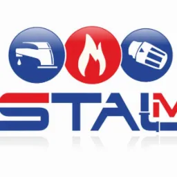 Logo firmy instalacyjnej InstaMix z symbolami kranu, płomienia i grzejnika, oraz rurą wplecioną w nazwę firmy.