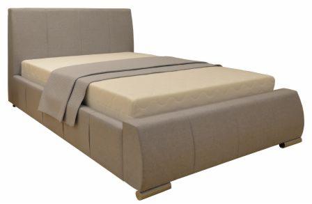 Tapicerowane łóżko w odcieniach szarości z materacem i narzutą, widok z boku na białym tle.