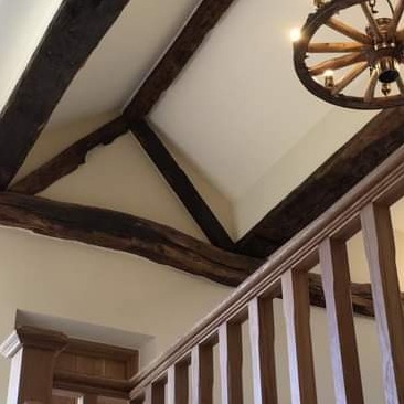 Malowanie ścian schodów ,belek