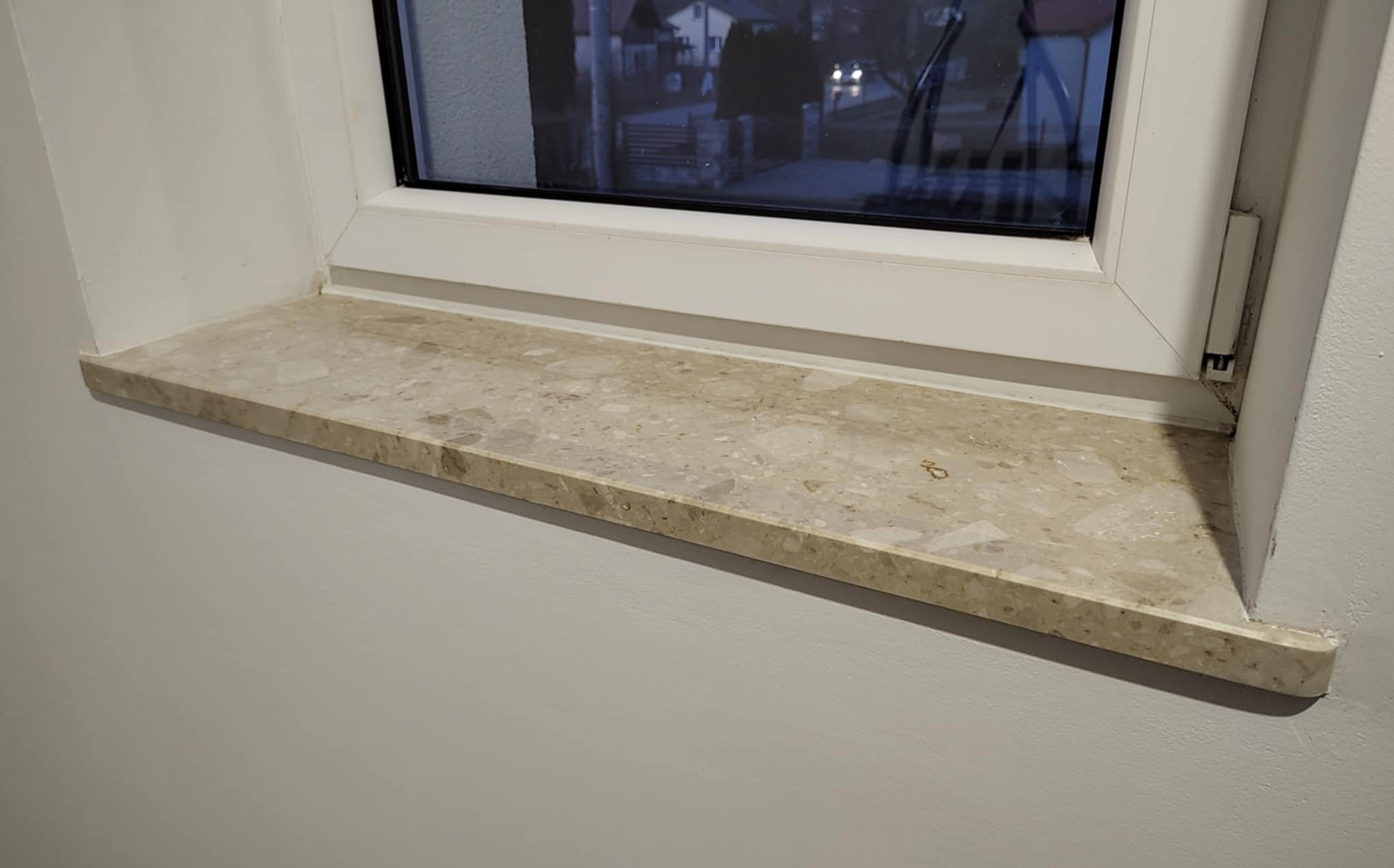 Realizacja parapetów Aglomarmur