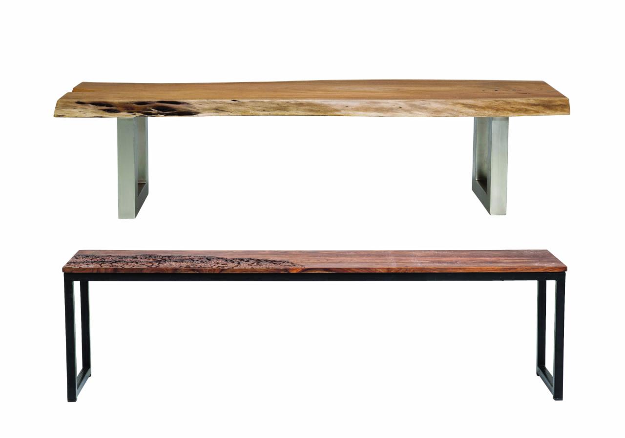 Dwa nowoczesne stoliki kawowe z blatem z litego drewna o nieregularnych krawędziach i metalowych nogach, górny stolik ma jasny blat i srebrne nogi, dolny stolik ma ciemny blat i czarne nogi,...