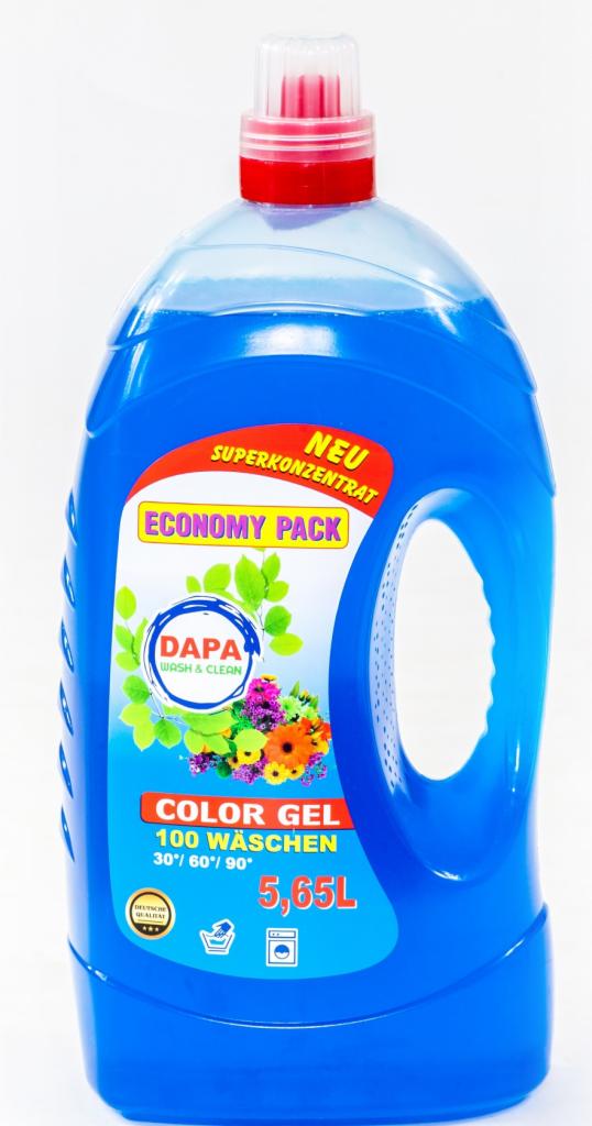 Butelka niebieskiego żelu do prania DAPA Color Gel, superkoncentrat, economy pack, 5.65L, przeznaczony do 100 prań w temperaturach 30, 60 i 90 stopni Celsjusza.